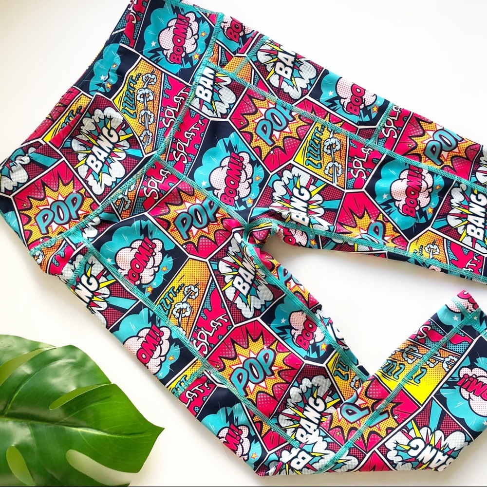 CONSTANTLY VARIED GEAR Comic Book Knockout Cropped/Capri Leggings Size XS